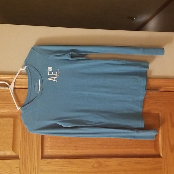 American Eagle Outfitters Tops - American Eagle Outfitters Women's Small Long Sleeve Shirt